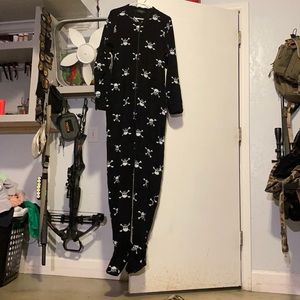 Large Club Room men’s onesie with footies.